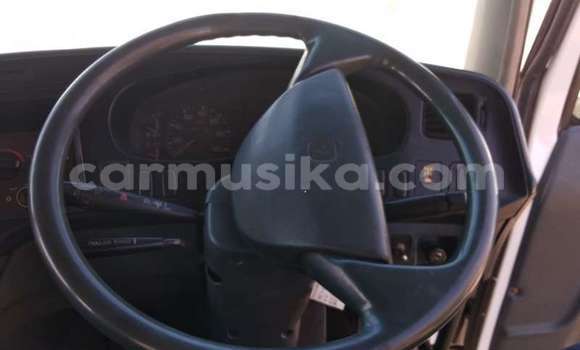 Acheter Occasion Utilitaire Mitsubishi Fuso Blanc à Harare, Harare Acheter Occasion Utilitaire Mitsubishi Fuso Blanc à Harare, Harare