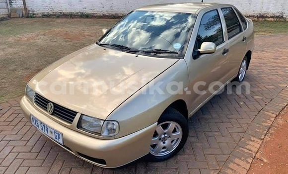 Tenga Tsaru Volkswagen Polo Zvimwe Mota in Beitbridge in Matabeleland South Tenga Tsaru Volkswagen Polo Zvimwe Mota in Beitbridge in Matabeleland South