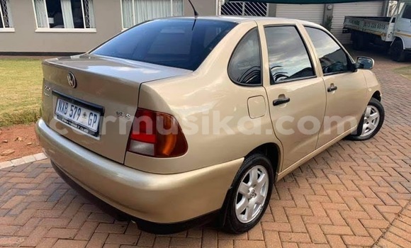 Tenga Tsaru Volkswagen Polo Zvimwe Mota in Beitbridge in Matabeleland South Tenga Tsaru Volkswagen Polo Zvimwe Mota in Beitbridge in Matabeleland South