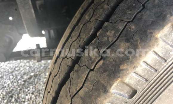 Acheter Occasion Utilitaire Hino 300 Series Blanc à Harare, Harare Acheter Occasion Utilitaire Hino 300 Series Blanc à Harare, Harare