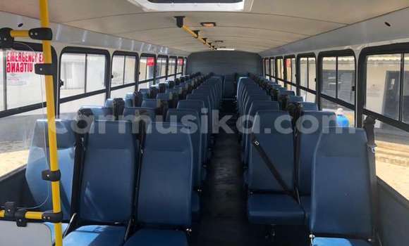 Acheter Occasion Utilitaire Hino 300 Series Blanc à Harare, Harare Acheter Occasion Utilitaire Hino 300 Series Blanc à Harare, Harare