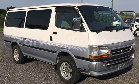 Buy Used Toyota Hiace Other Car in Beitbridge in Matabeleland South Buy Used Toyota Hiace Other Car in Beitbridge in Matabeleland South