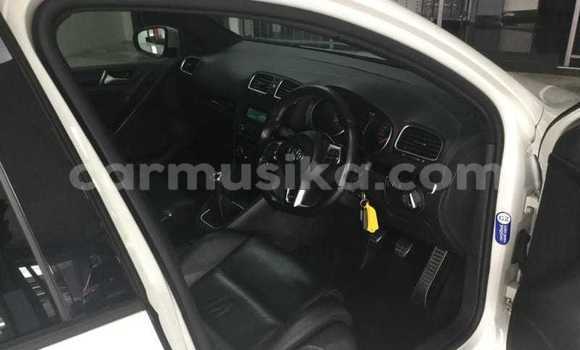 Buy Used Volkswagen Golf White Car in Beitbridge in Matabeleland South Buy Used Volkswagen Golf White Car in Beitbridge in Matabeleland South