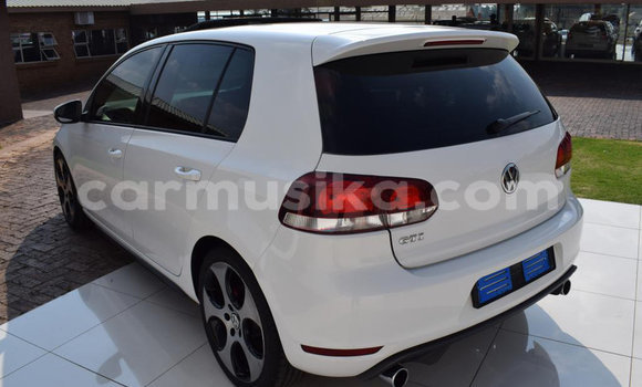 Buy Used Volkswagen Golf GTI White Car in Beitbridge in Matabeleland South Buy Used Volkswagen Golf GTI White Car in Beitbridge in Matabeleland South