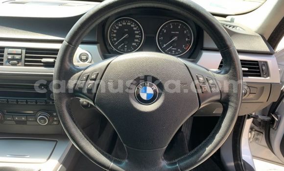 Tenga Tsaru BMW 3–Series Sirivha Mota in Beitbridge in Matabeleland South Tenga Tsaru BMW 3–Series Sirivha Mota in Beitbridge in Matabeleland South