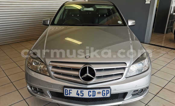 Acheter Occasion Voiture Mercedes‒Benz C-klasse Gris à Beitbridge, Matabeleland South Acheter Occasion Voiture Mercedes‒Benz C-klasse Gris à Beitbridge, Matabeleland South
