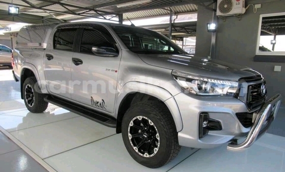 Tenga Tsaru Toyota Hilux Sirivha Mota in Beitbridge in Matabeleland South Tenga Tsaru Toyota Hilux Sirivha Mota in Beitbridge in Matabeleland South