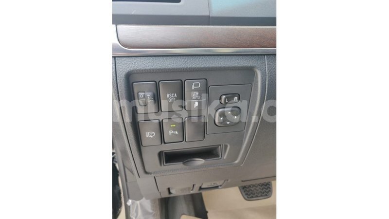 Big with watermark toyota land cruiser harare import dubai 9563