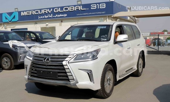 Acheter Import Voiture Lexus LX Blanc à Import - Dubai, Harare Acheter Import Voiture Lexus LX Blanc à Import - Dubai, Harare