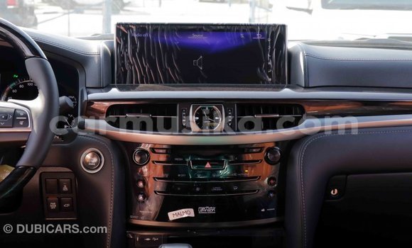 Acheter Import Voiture Lexus LX Blanc à Import - Dubai, Harare Acheter Import Voiture Lexus LX Blanc à Import - Dubai, Harare