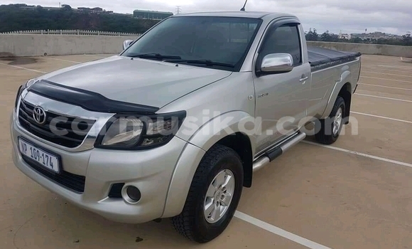 Tenga Tsaru Toyota Hilux Sirivha Mota in Beitbridge in Matabeleland South Tenga Tsaru Toyota Hilux Sirivha Mota in Beitbridge in Matabeleland South