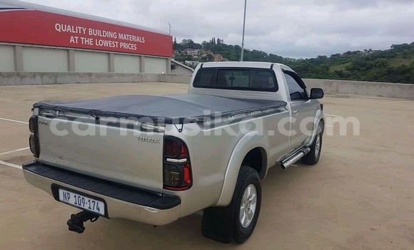 Tenga Tsaru Toyota Hilux Sirivha Mota in Beitbridge in Matabeleland South Tenga Tsaru Toyota Hilux Sirivha Mota in Beitbridge in Matabeleland South