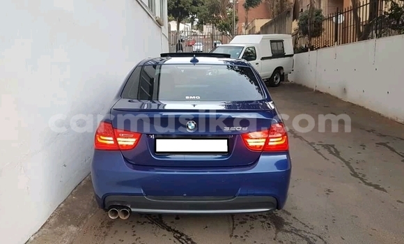 Tenga Tsaru BMW 3–Series Bhuruu Mota in Beitbridge in Matabeleland South Tenga Tsaru BMW 3–Series Bhuruu Mota in Beitbridge in Matabeleland South