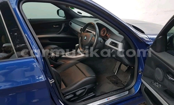 Tenga Tsaru BMW 3–Series Bhuruu Mota in Beitbridge in Matabeleland South Tenga Tsaru BMW 3–Series Bhuruu Mota in Beitbridge in Matabeleland South