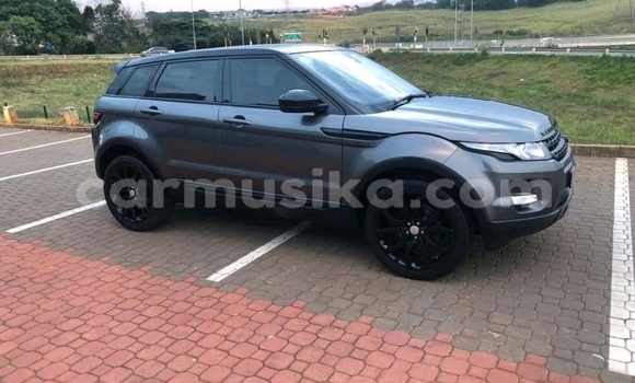 Nunua Ilio tumika Land Rover Range Rover Fedha Gari ndani ya Beitbridge nchini Matabeleland Kusini Nunua Ilio tumika Land Rover Range Rover Fedha Gari ndani ya Beitbridge nchini Matabeleland Kusini