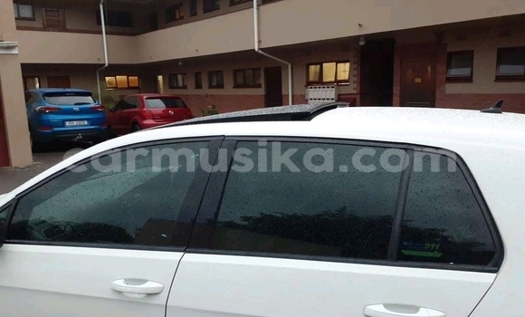 Tenga Tsaru Volkswagen Golf R Chena Mota in Beitbridge in Matabeleland South Tenga Tsaru Volkswagen Golf R Chena Mota in Beitbridge in Matabeleland South