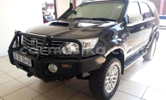 Nunua Ilio tumika Toyota Hilux Nyeusi Gari ndani ya Beitbridge nchini Matabeleland Kusini Nunua Ilio tumika Toyota Hilux Nyeusi Gari ndani ya Beitbridge nchini Matabeleland Kusini