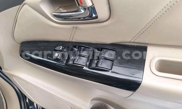 Nunua Ilio tumika Toyota Hilux Nyeusi Gari ndani ya Beitbridge nchini Matabeleland Kusini Nunua Ilio tumika Toyota Hilux Nyeusi Gari ndani ya Beitbridge nchini Matabeleland Kusini