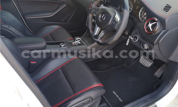 Tenga Tsaru Mercedes‒Benz A-klasse AMG Chena Mota in Beitbridge in Matabeleland South Tenga Tsaru Mercedes‒Benz A-klasse AMG Chena Mota in Beitbridge in Matabeleland South