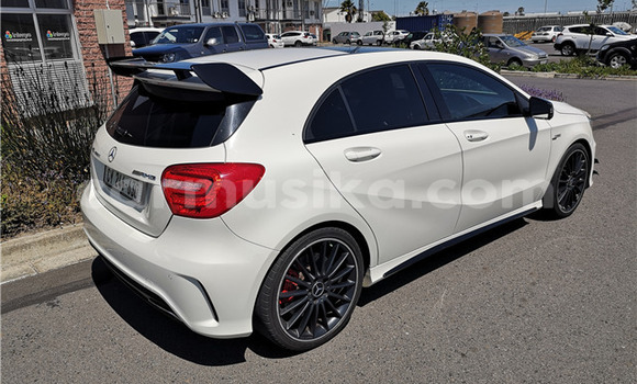Tenga Tsaru Mercedes‒Benz A-klasse AMG Chena Mota in Beitbridge in Matabeleland South Tenga Tsaru Mercedes‒Benz A-klasse AMG Chena Mota in Beitbridge in Matabeleland South
