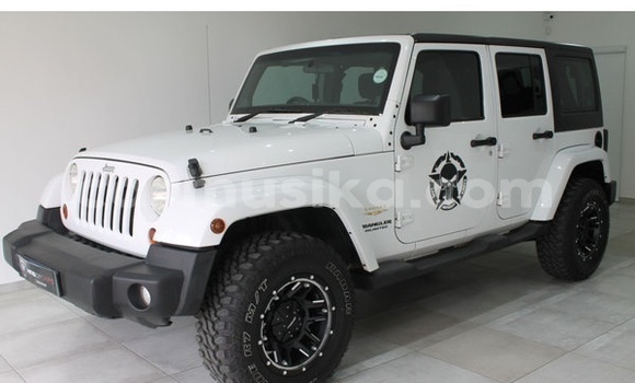 Acheter Occasion Voiture Jeep Wrangler Blanc à Beitbridge, Matabeleland South Acheter Occasion Voiture Jeep Wrangler Blanc à Beitbridge, Matabeleland South