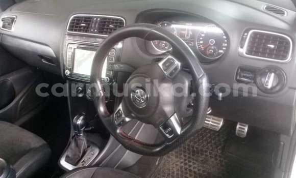 Acheter Occasion Voiture Volkswagen Polo GTI Blanc à Beitbridge, Matabeleland South Acheter Occasion Voiture Volkswagen Polo GTI Blanc à Beitbridge, Matabeleland South