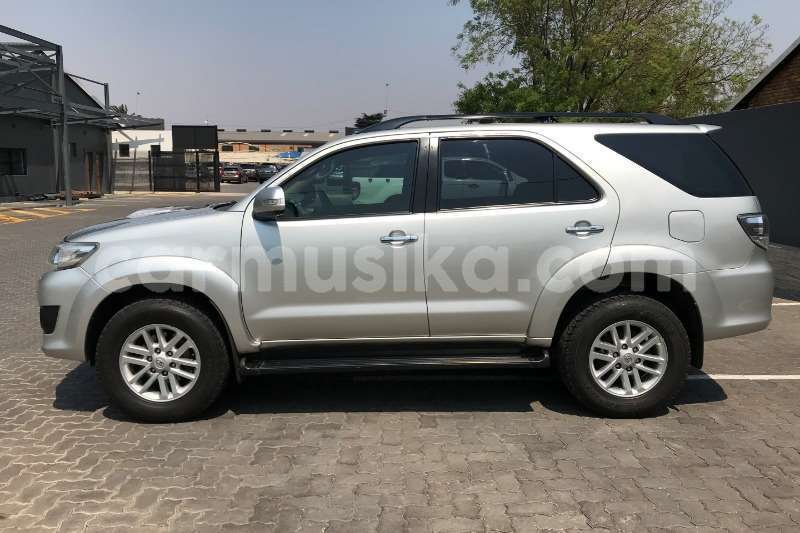 Big with watermark toyota fortuner matabeleland south beitbridge 9584