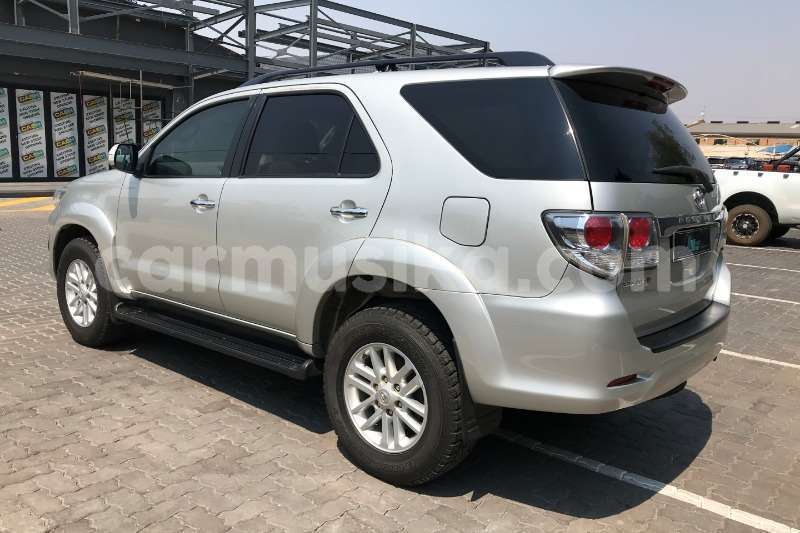 Big with watermark toyota fortuner matabeleland south beitbridge 9584