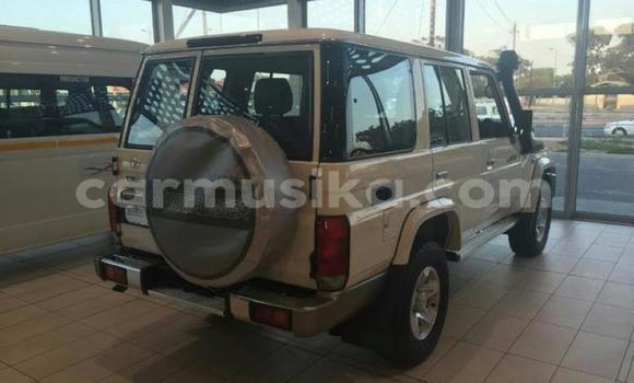 Acheter Occasion Voiture Toyota Land Cruiser Autre à Beitbridge, Matabeleland South Acheter Occasion Voiture Toyota Land Cruiser Autre à Beitbridge, Matabeleland South