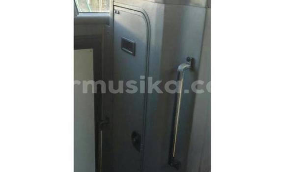 Acheter Occasion Utilitaire Scania R420 Blanc à Beitbridge, Matabeleland South Acheter Occasion Utilitaire Scania R420 Blanc à Beitbridge, Matabeleland South