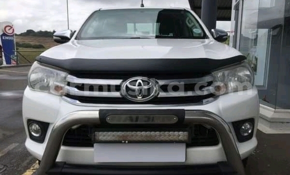Tenga Tsaru Toyota Hilux Chena Mota in Beitbridge in Matabeleland South Tenga Tsaru Toyota Hilux Chena Mota in Beitbridge in Matabeleland South