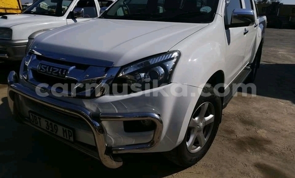 Tenga Tsaru Isuzu KB Chena Mota in Beitbridge in Matabeleland South Tenga Tsaru Isuzu KB Chena Mota in Beitbridge in Matabeleland South