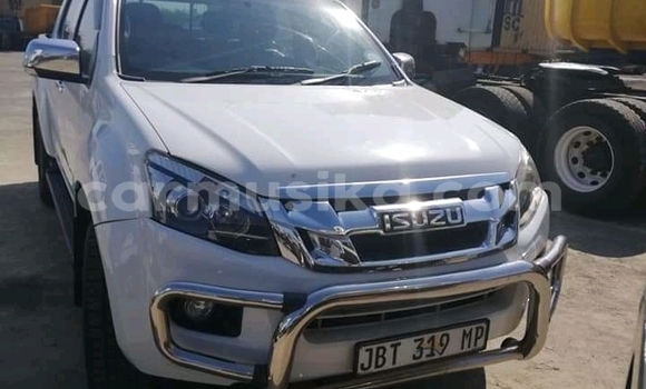 Tenga Tsaru Isuzu KB Chena Mota in Beitbridge in Matabeleland South Tenga Tsaru Isuzu KB Chena Mota in Beitbridge in Matabeleland South