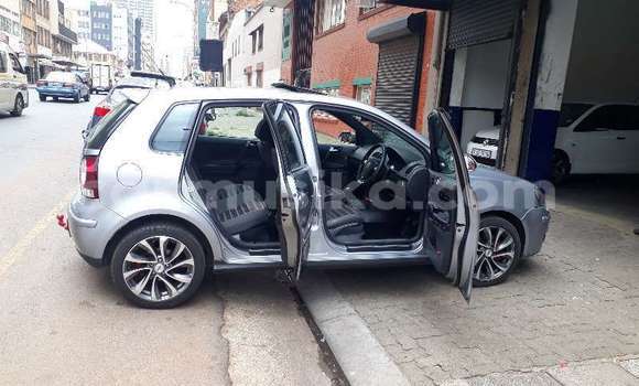 Acheter Occasion Voiture Volkswagen Polo GTI Gris à Beitbridge, Matabeleland South Acheter Occasion Voiture Volkswagen Polo GTI Gris à Beitbridge, Matabeleland South
