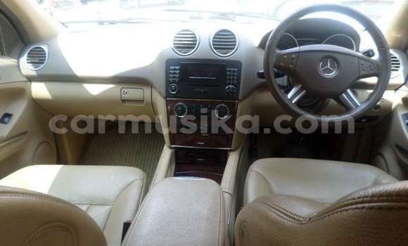 Tenga Tsaru Mercedes‒Benz ML–Class Nhema Mota in Beitbridge in Matabeleland South Tenga Tsaru Mercedes‒Benz ML–Class Nhema Mota in Beitbridge in Matabeleland South