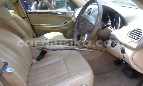 Tenga Tsaru Mercedes‒Benz ML–Class Nhema Mota in Beitbridge in Matabeleland South Tenga Tsaru Mercedes‒Benz ML–Class Nhema Mota in Beitbridge in Matabeleland South