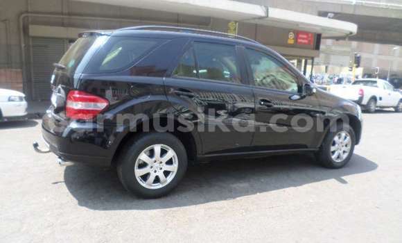 Tenga Tsaru Mercedes‒Benz ML–Class Nhema Mota in Beitbridge in Matabeleland South Tenga Tsaru Mercedes‒Benz ML–Class Nhema Mota in Beitbridge in Matabeleland South