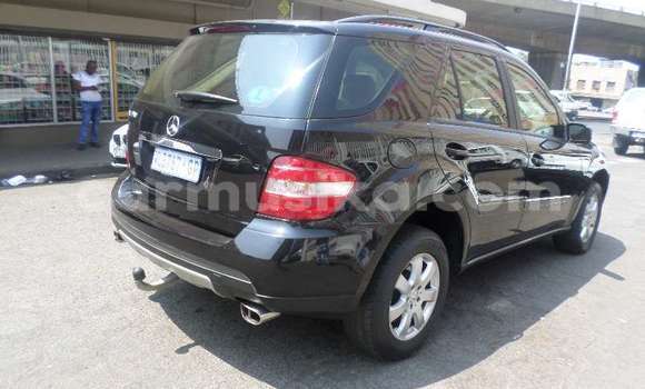 Tenga Tsaru Mercedes‒Benz ML–Class Nhema Mota in Beitbridge in Matabeleland South Tenga Tsaru Mercedes‒Benz ML–Class Nhema Mota in Beitbridge in Matabeleland South