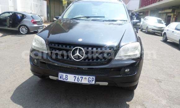 Tenga Tsaru Mercedes‒Benz ML–Class Nhema Mota in Beitbridge in Matabeleland South Tenga Tsaru Mercedes‒Benz ML–Class Nhema Mota in Beitbridge in Matabeleland South