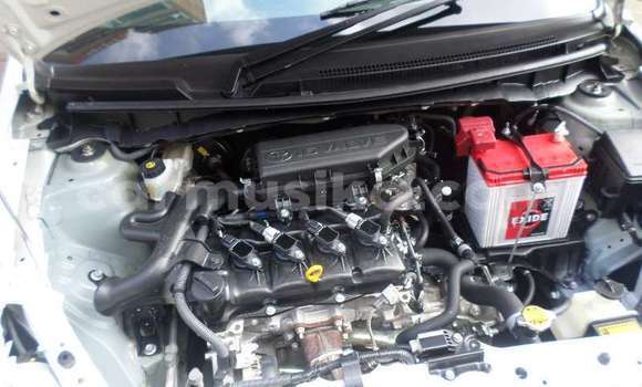 Nunua Ilio tumika Toyota Auris Nyeupe Gari ndani ya Beitbridge nchini Matabeleland Kusini Nunua Ilio tumika Toyota Auris Nyeupe Gari ndani ya Beitbridge nchini Matabeleland Kusini