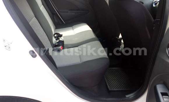 Nunua Ilio tumika Toyota Auris Nyeupe Gari ndani ya Beitbridge nchini Matabeleland Kusini Nunua Ilio tumika Toyota Auris Nyeupe Gari ndani ya Beitbridge nchini Matabeleland Kusini