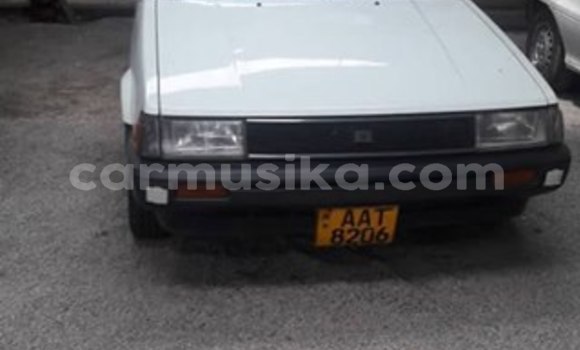 Nunua Ilio tumika Toyota Corolla Nyeupe Gari ndani ya Harare nchini Harare Nunua Ilio tumika Toyota Corolla Nyeupe Gari ndani ya Harare nchini Harare