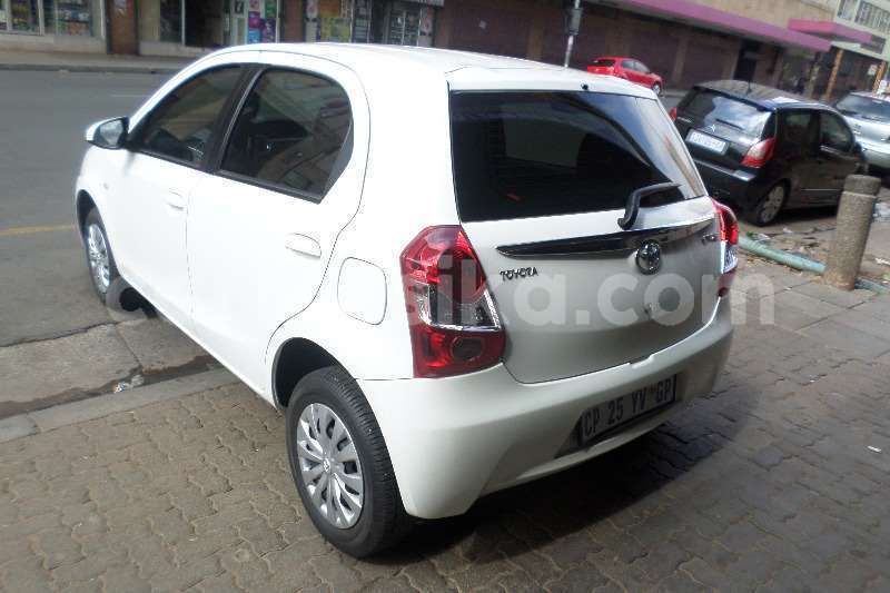 Big with watermark toyota auris matabeleland south beitbridge 9600