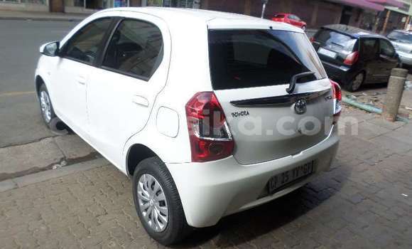 Nunua Ilio tumika Toyota Auris Nyeupe Gari ndani ya Beitbridge nchini Matabeleland Kusini Nunua Ilio tumika Toyota Auris Nyeupe Gari ndani ya Beitbridge nchini Matabeleland Kusini