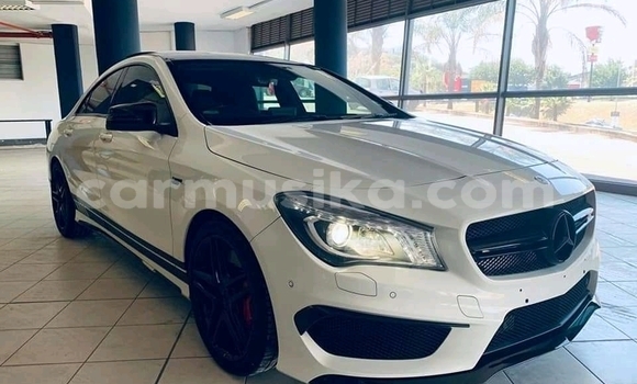 Tenga Tsaru Mercedes‒Benz CLA-klasse AMG Chena Mota in Beitbridge in Matabeleland South Tenga Tsaru Mercedes‒Benz CLA-klasse AMG Chena Mota in Beitbridge in Matabeleland South