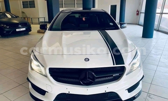 Tenga Tsaru Mercedes‒Benz CLA-klasse AMG Chena Mota in Beitbridge in Matabeleland South Tenga Tsaru Mercedes‒Benz CLA-klasse AMG Chena Mota in Beitbridge in Matabeleland South