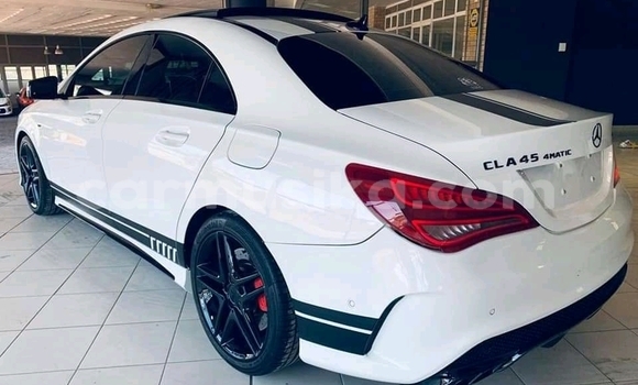 Tenga Tsaru Mercedes‒Benz CLA-klasse AMG Chena Mota in Beitbridge in Matabeleland South Tenga Tsaru Mercedes‒Benz CLA-klasse AMG Chena Mota in Beitbridge in Matabeleland South