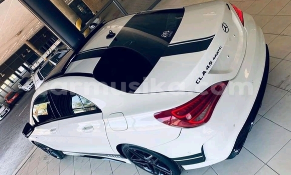 Tenga Tsaru Mercedes‒Benz CLA-klasse AMG Chena Mota in Beitbridge in Matabeleland South Tenga Tsaru Mercedes‒Benz CLA-klasse AMG Chena Mota in Beitbridge in Matabeleland South