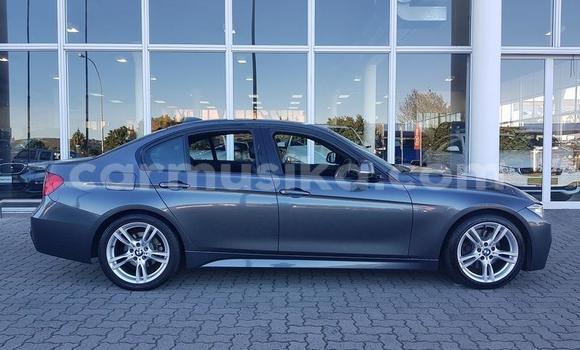 Tenga Tsaru BMW 3–Series Zvimwe Mota in Beitbridge in Matabeleland South Tenga Tsaru BMW 3–Series Zvimwe Mota in Beitbridge in Matabeleland South