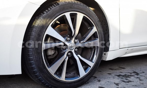 Acheter Import Voiture Nissan Maxima Blanc à Import - Dubai, Harare Acheter Import Voiture Nissan Maxima Blanc à Import - Dubai, Harare